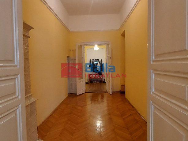 Eladó 125 m²-estársasházi lakás V. Kerület (Belváros) , Hercegprímás utca: 220'000'000 Ft
