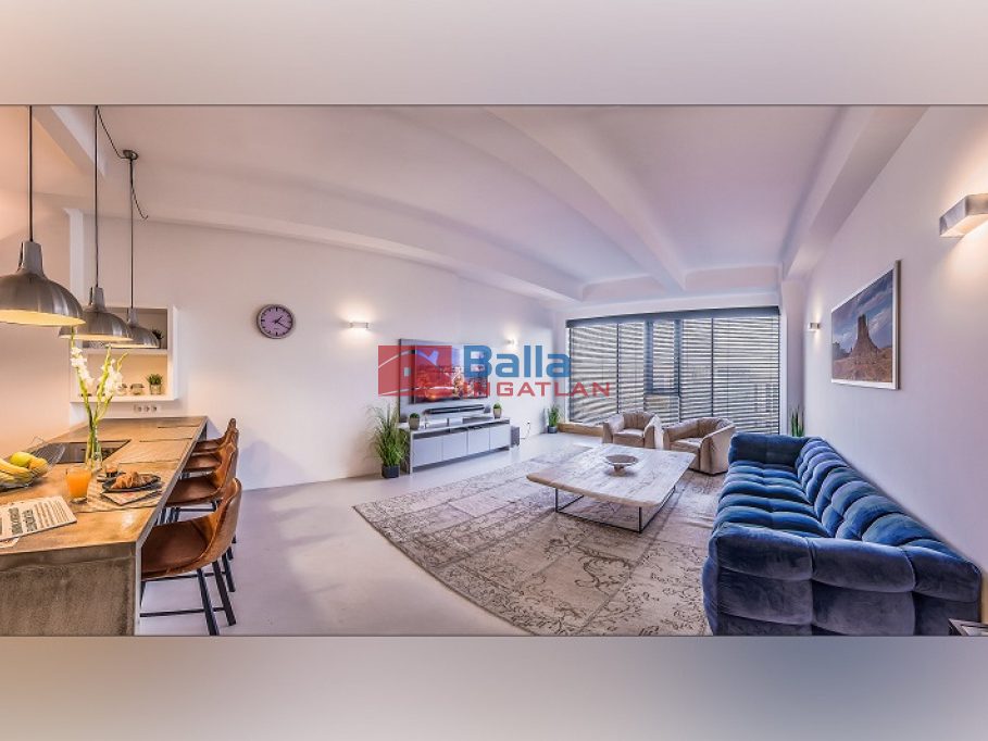 Eladó 101 m²-estársasházi lakás V. Kerület (Belváros) , Múzeum körút: 274'000'000 Ft