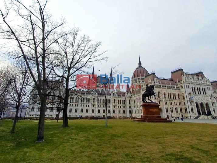 Eladó 78 m²-estársasházi lakás V. Kerület (Lipótváros) , Báthory utca: 437'000 EUR