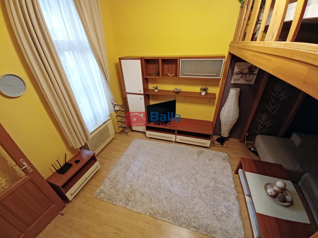 Kiadó 28 m²-estársasházi lakás VI. Kerület (Diplomatanegyed) , Benczúr utca: 190'000 Ft