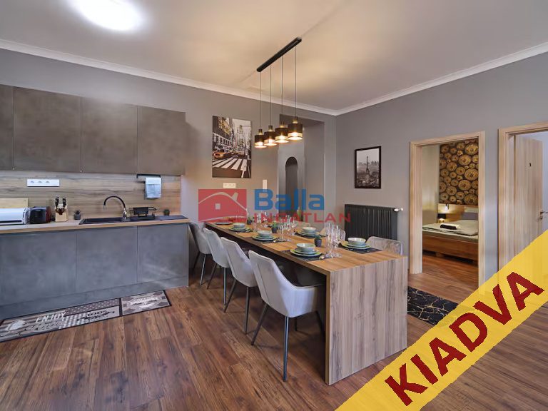 Kiadó 134 m²-estársasházi lakás VI. Kerület (Nagykörúton kívül) , Izabella utca: 750'000 Ft