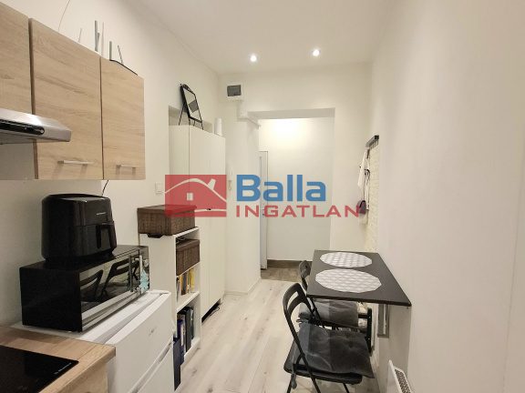 Eladó 20 m²-estársasházi lakás VI. Kerület (Terézváros) , Bajnok utca: 33'000'000 Ft