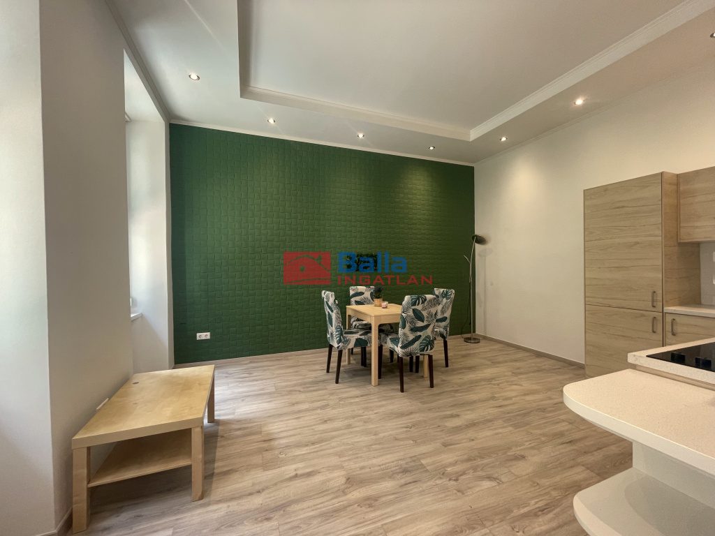 Eladó 36 m²-estársasházi lakás VII. Kerület (Belső-Erzsébetváros) , Hársfa utca: 79'900'000 Ft