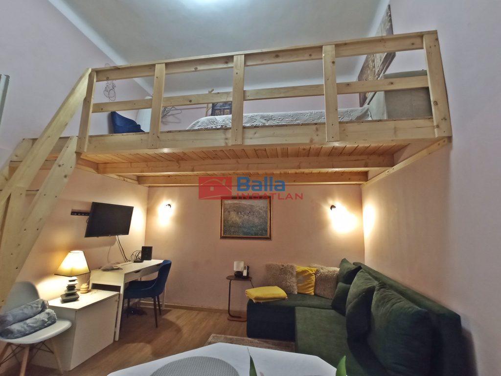 Eladó 26 m²-estársasházi lakás VII. Kerület (Belső-Erzsébetváros) , Keleti pu. közelében: 46'000'000 Ft