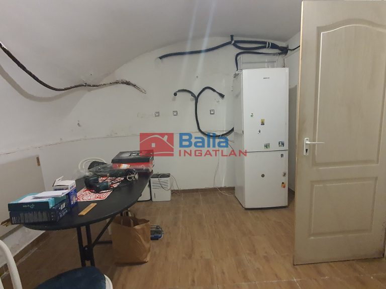 Eladó 68 m²-esüzlethelyiség utcai bejárattal VII. Kerület (Középső-Erzsébetváros) , BARCSAY utca: 35'000'000 Ft