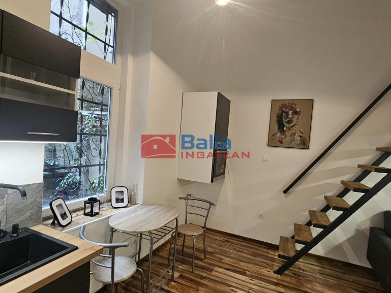 Eladó 36 m²-estársasházi lakás VII. Kerület (Középső-Erzsébetváros) , Dembinszky út közelében: 53'600'000 Ft