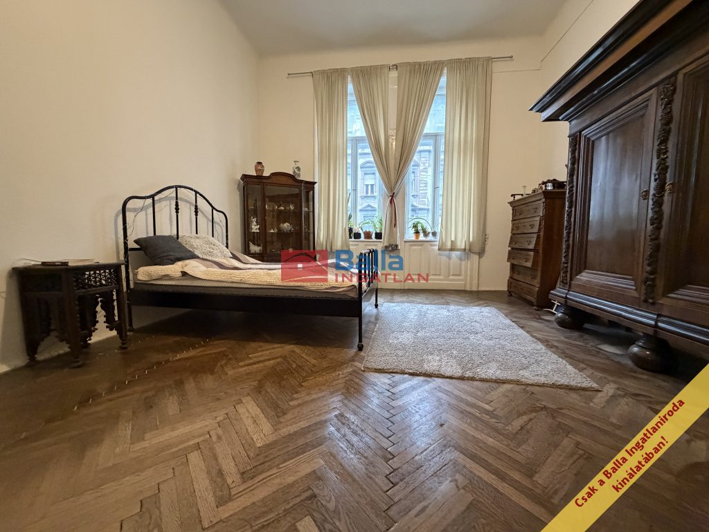 Eladó 63 m²-estársasházi lakás VII. Kerület (Középső-Erzsébetváros) , Thököly út: 65'900'000 Ft