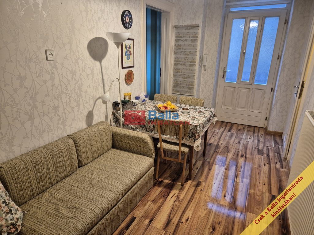 Eladó 47 m²-estársasházi lakás VII. Kerület (Középső-Erzsébetváros) , Thököly út: 59'900'000 Ft