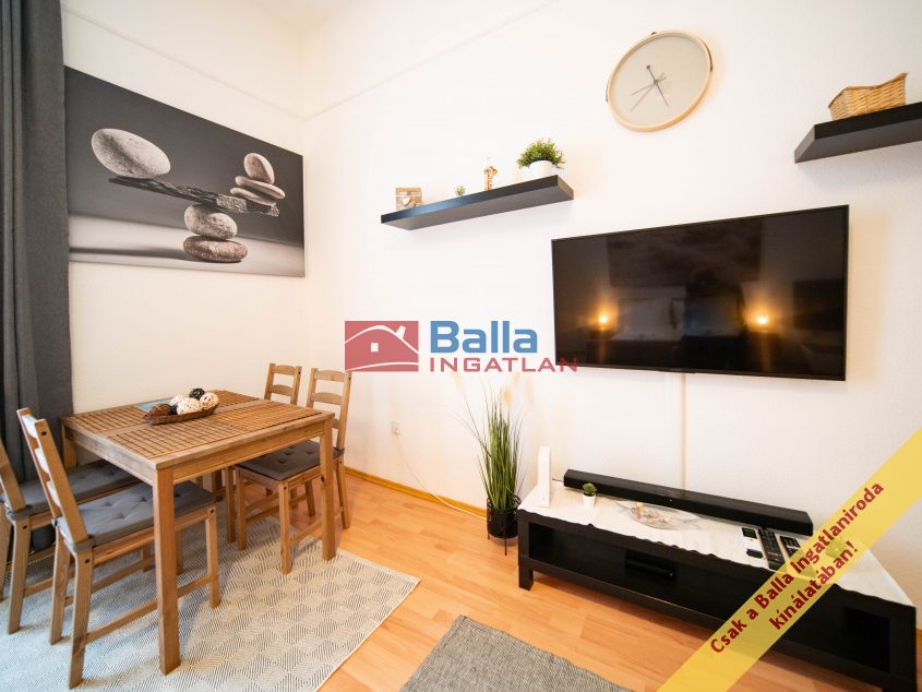 Eladó 41 m²-estársasházi lakás VII. Kerület (Nagykörúton belül) , Dob utca: 64'900'000 Ft