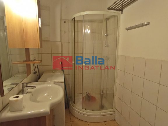 Eladó 35 m²-estársasházi lakás VIII. Kerület (Magdolna negyed) , Karácsony Sándor utca: 43'500'000 Ft