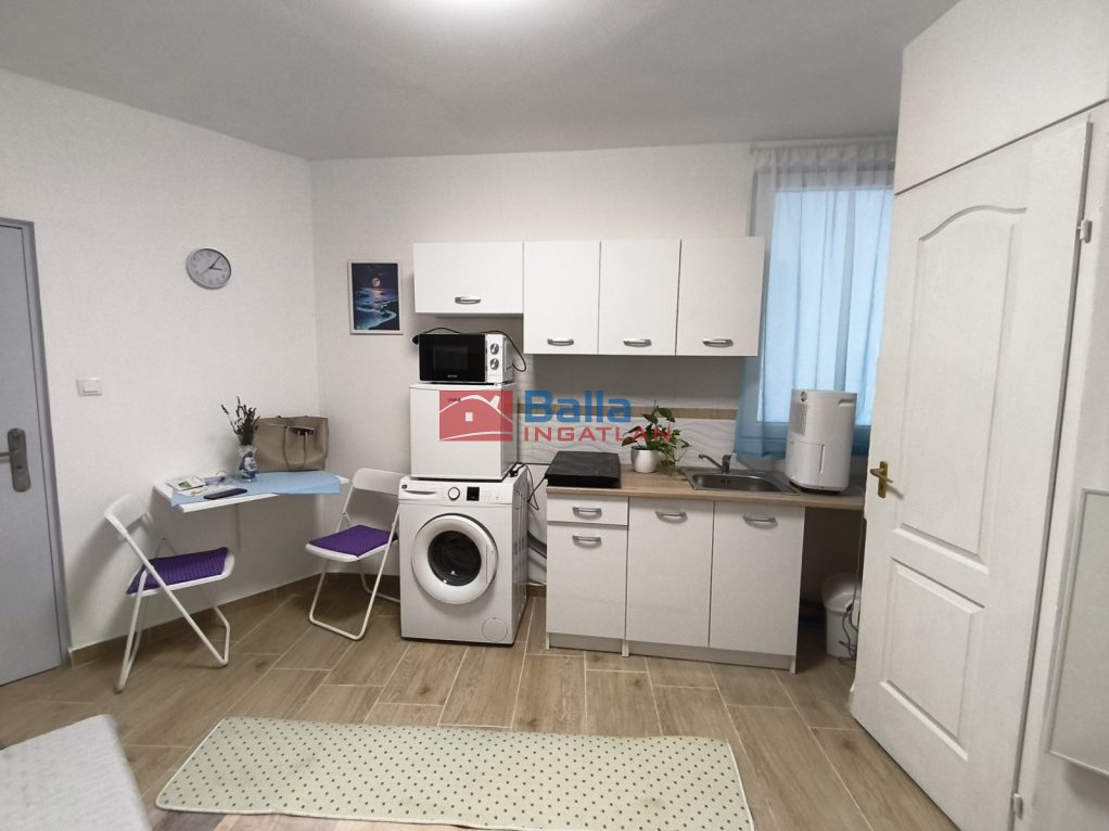 Eladó 15 m²-estársasházi lakás VIII. Kerület (Magdolna negyed) , Koszorú utca: 19'900'000 Ft