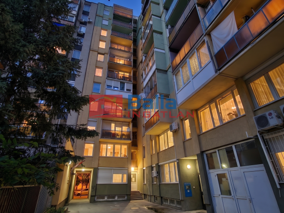 Eladó 64 m²-estársasházi lakás VIII. Kerület (Orczy negyed) , Baross utca: 84'500'000 Ft