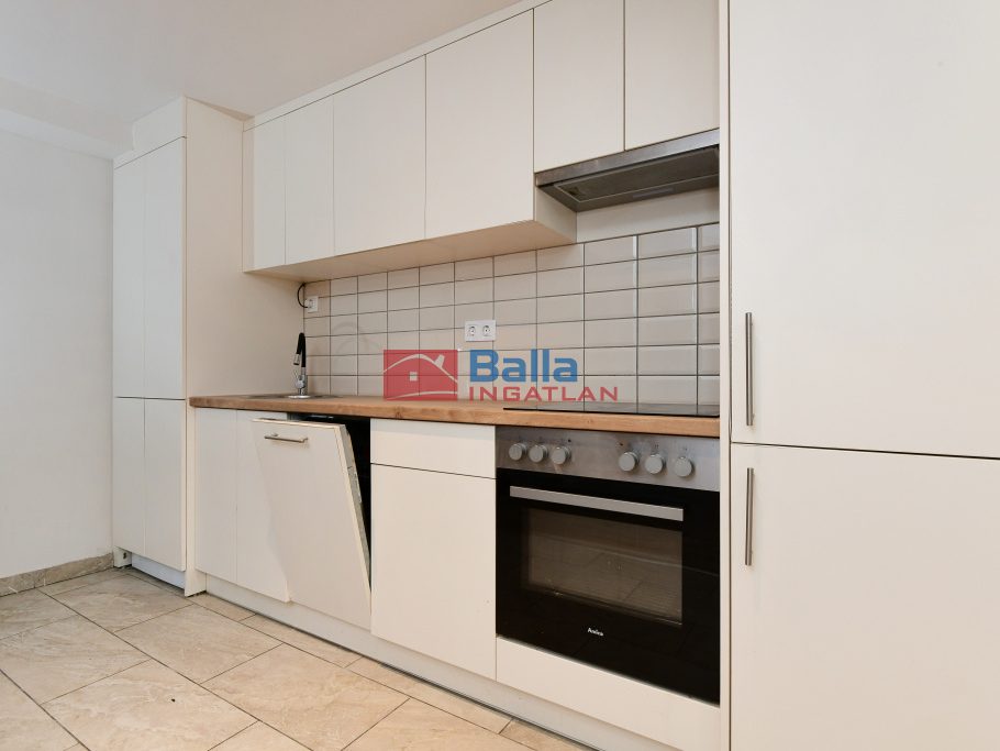 Eladó 56 m²-estársasházi lakás VIII. Kerület (Palotanegyed) , Palotanegyed: 69'900'000 Ft