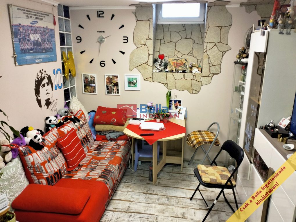 Eladó 46 m²-estársasházi lakás VIII. Kerület (Századosnegyed) , Hungária körút: 35'000'000 Ft