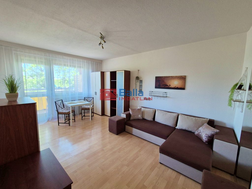 Kiadó 28 m²-estársasházi lakás X. Kerület (Gyakorló lakótelep) , Örs vezér tere, M2 közeli, Gyakorló utca: 170'000 Ft