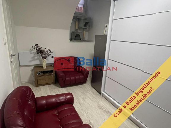 Eladó 26 m²-estársasházi lakás X. Kerület (Ligettelek) , Füzér utca: 22'990'000 Ft