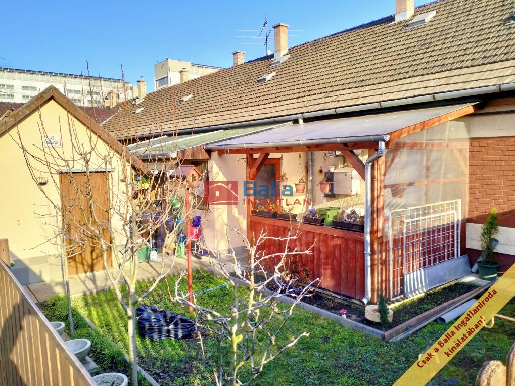 Eladó 45 m²-estársasházi lakás X. Kerület (Újhegy) , Szegély utca: 54'000'000 Ft