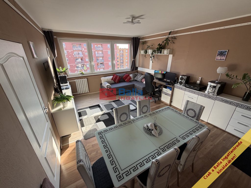 Eladó 68 m²-estársasházi lakás X. Kerület (Újhegyi ltp.) , Szövőszék utca: 74'900'000 Ft