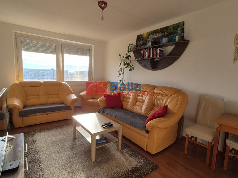 Kiadó 48 m²-estársasházi lakás XI. Kerület (Albertfalva) , Sáfrány utca: 230'000 Ft