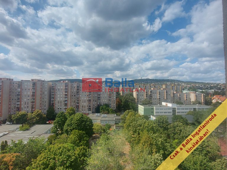 Eladó 53 m²-estársasházi lakás XI. Kerület (Gazdagrét) , Regős utca: 66'900'000 Ft