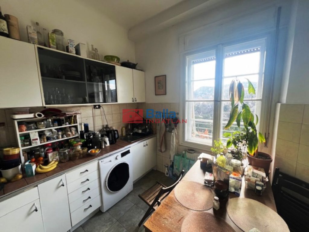 Eladó 100 m²-estársasházi lakás XII. Kerület (Németvölgy) , Mom park közvetlen közelében: 159'900'000 Ft