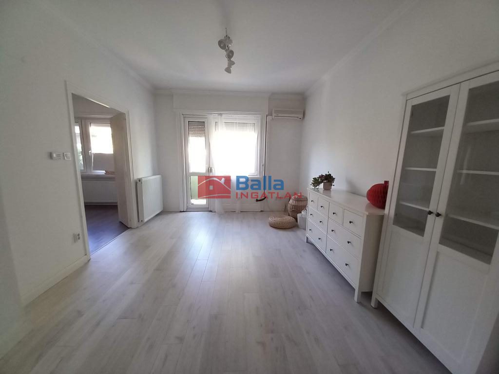 Eladó 67 m²-estársasházi lakás XIII. Kerület (Angyalföld) , Üteg utca: 94'900'000 Ft