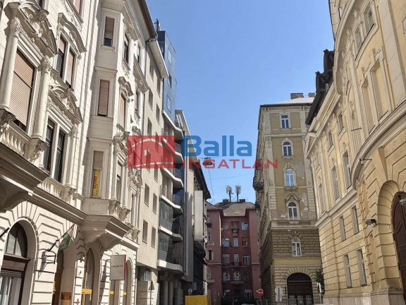 Kiadó 30 m²-estársasházi lakás XIII. Kerület (Újlipótváros) , Vígszínház utca: 170'000 Ft