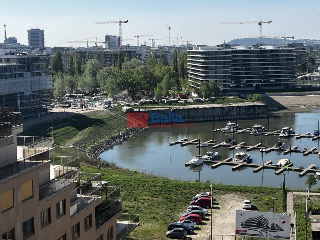 Eladó 83 m²-estársasházi lakás XIII. Kerület (Vizafogó – Marinapart) , Úszódaru utca: 159'900'000 Ft