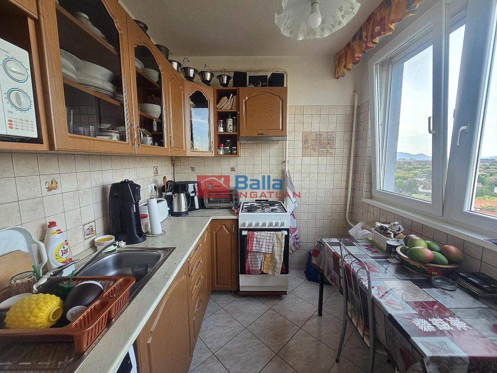 Eladó 68 m²-estársasházi lakás XIV. Kerület (Füredi lakótelep) , Füredi utca: 79'900'000 Ft
