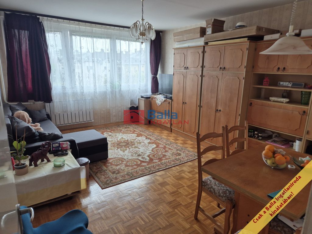 Eladó 49 m²-estársasházi lakás XIV. Kerület (Füredi lakótelep) , Ond vezér útja: 59'500'000 Ft