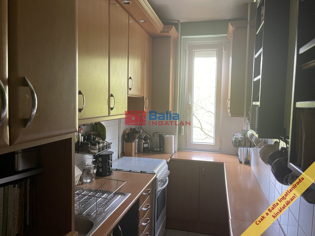 Eladó 53 m²-estársasházi lakás XIX. Kerület (Lakótelep) , Kispesti lakótelepen, Önkormányzat közelében: 64'900'000 Ft