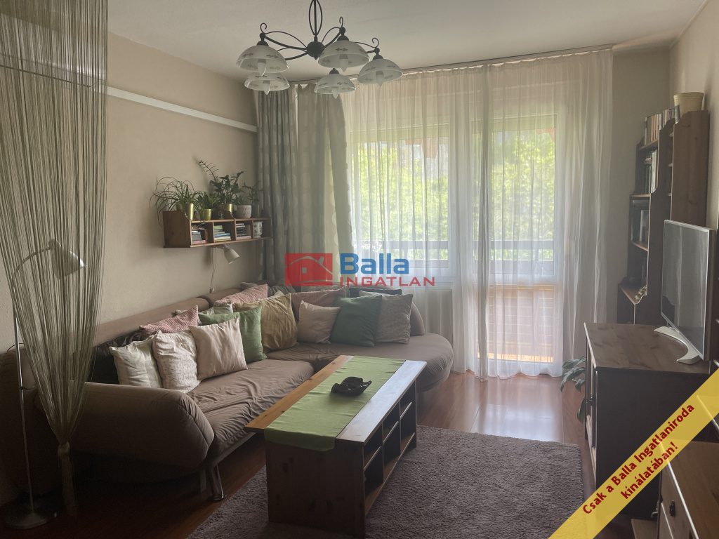 Eladó 53 m²-estársasházi lakás XIX. Kerület (Lakótelep) , Kispesti lakótelepen, Önkormányzat közelében: 62'800'000 Ft