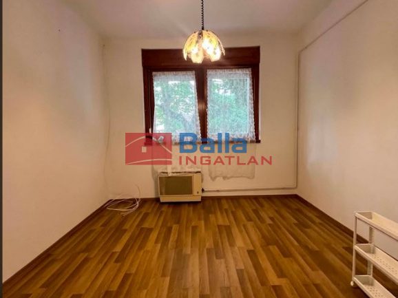 Kiadó 25 m²-estársasházi lakás XIX. Kerület (Óváros) , Jókai utca: 130'000 Ft