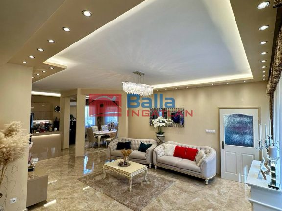 Eladó 138 m²-essorház XVI. Kerület (Árpádföld) , ÁrpádföldÖn lévő út: 175'800'000 Ft