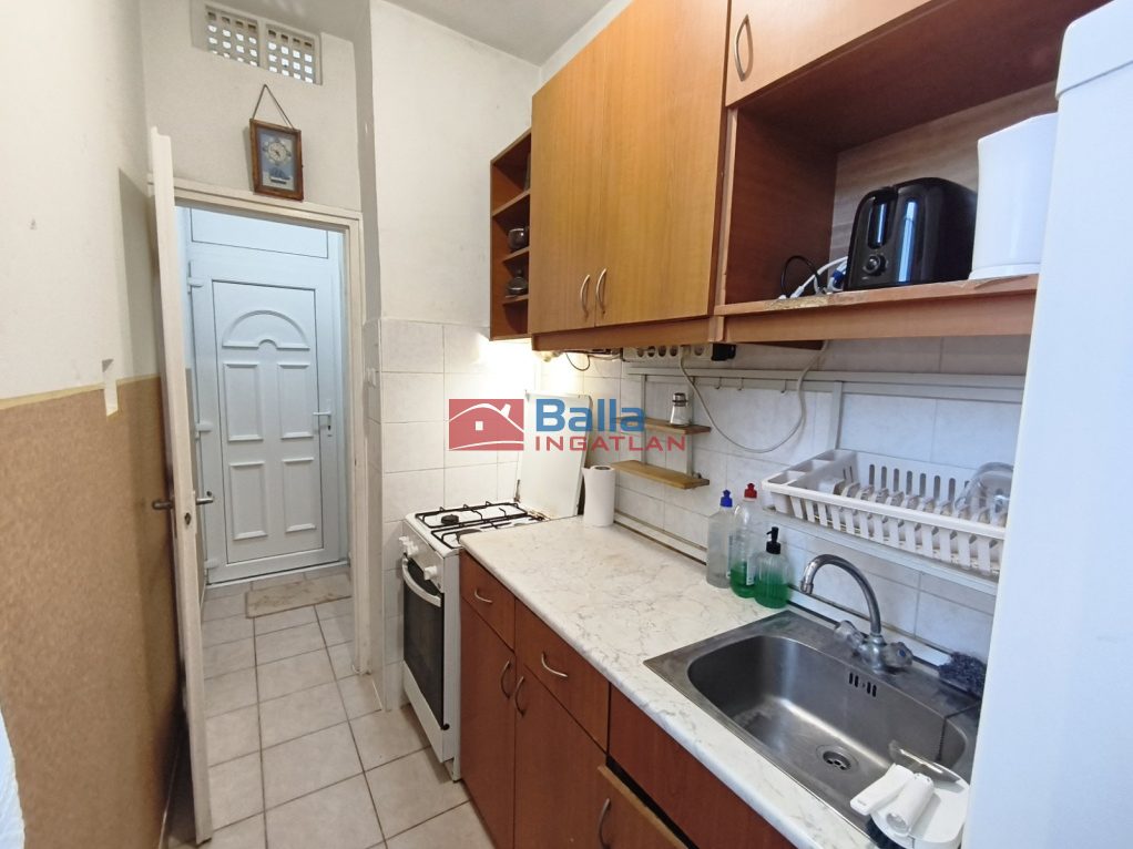 Kiadó 56 m²-estársasházi lakás XVI. Kerület (Mátyásföld) , Centenáriumi lakótelep: 199'000 Ft