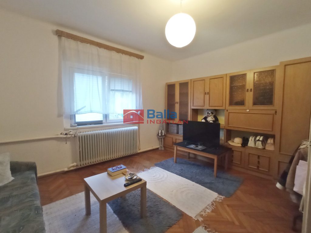 Kiadó 70 m²-escsaládi ház XVI. Kerület (Mátyásföld) , Géza utca: 350'000 Ft