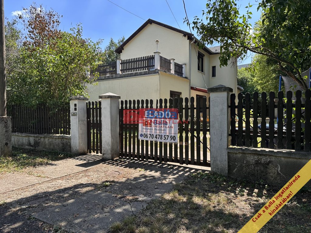 Eladó 170 m²-escsaládi ház XVI. Kerület (Mátyásföld) , Ómátyásföld: 159'900'000 Ft
