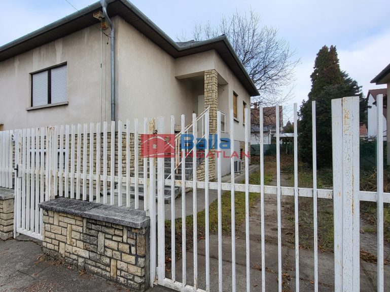 Eladó 244 m²-escsaládi ház XVI. Kerület (Sashalom) , Sashalom: 134'900'000 Ft