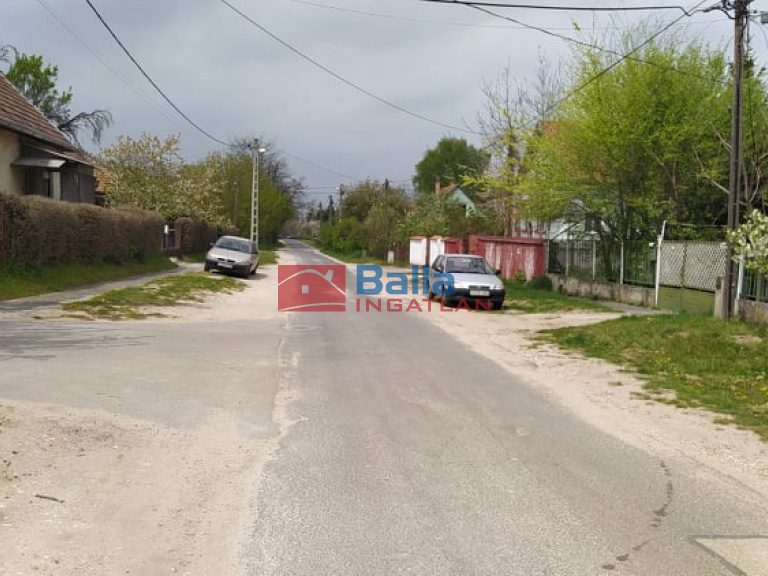 Eladó 404 m²-estelek XVII. Kerület (Rákoscsaba) , Mezőőr utca: 39'900'000 Ft
