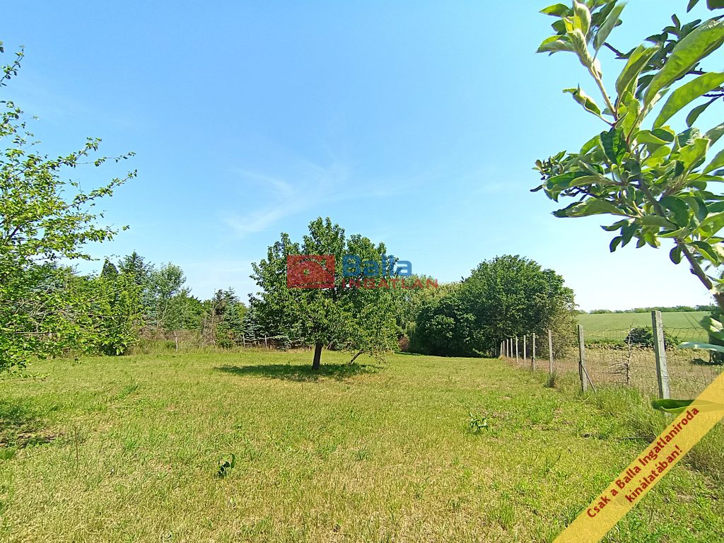 Eladó 975 m²-estelek XVII. Kerület (Rákoscsaba) , Mezőőr utca: 25'000'000 Ft