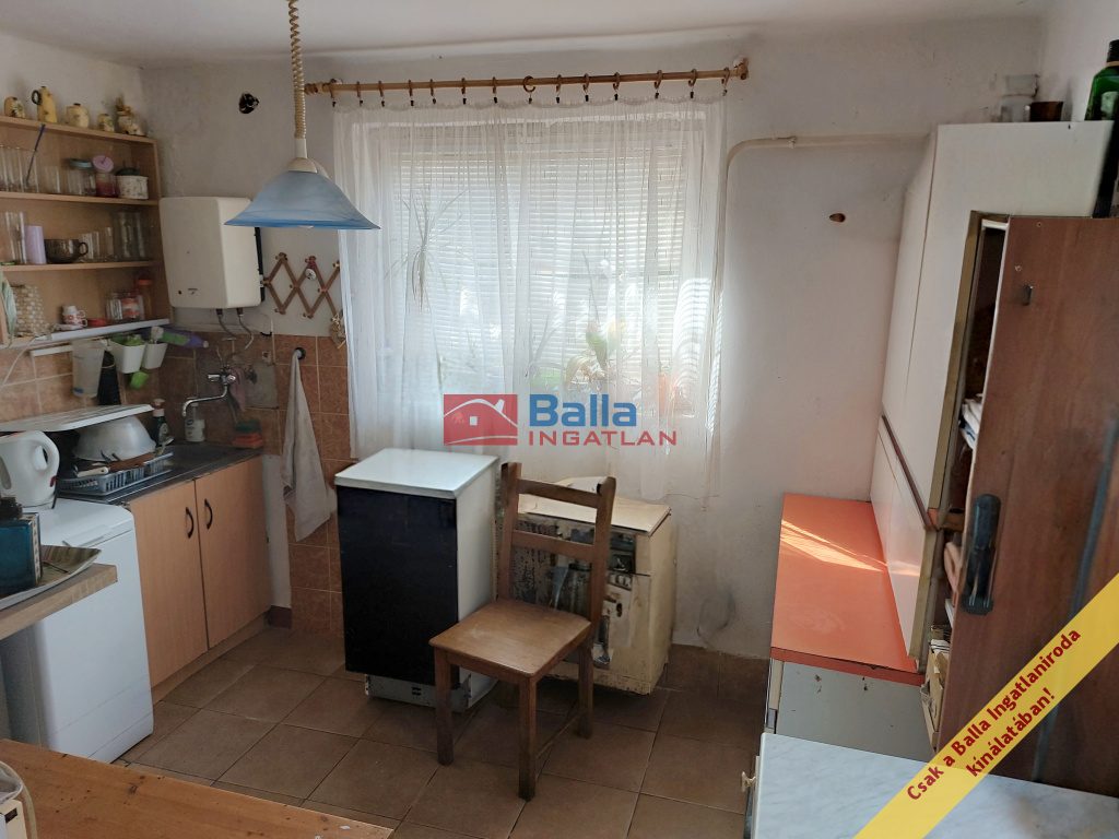 Eladó 42 m²-escsaládi ház XVII. Kerület (Rákoscsaba) , Zrínyi utca: 52'500'000 Ft