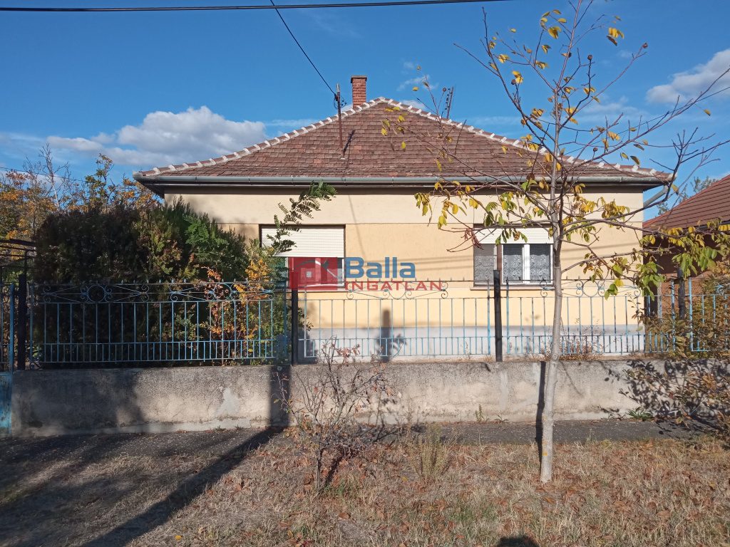 Eladó 80 m²-escsaládi ház XVII. Kerület (Rákoshegy) , Rákoshegy: 94'000'000 Ft