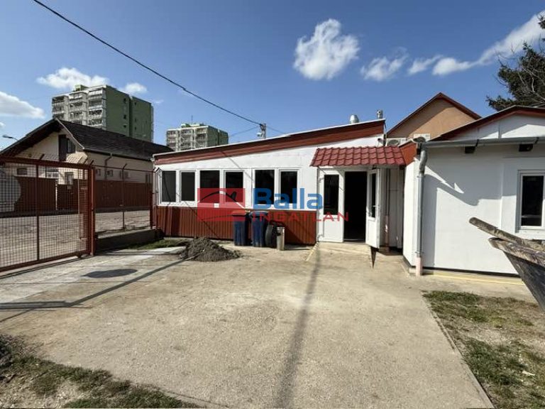Kiadó 110 m²-esüzlethelyiség utcai bejárattal XVII. Kerület (Rákoskeresztúr) , Ferihegyi út: 508'000 Ft