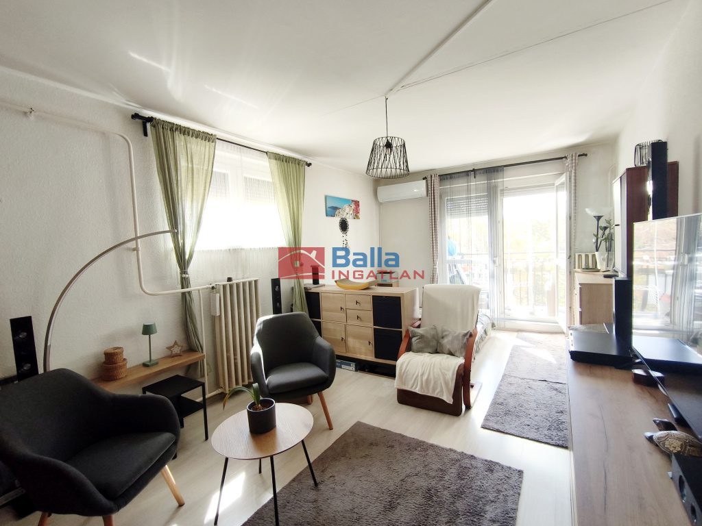 Eladó 37 m²-estársasházi lakás XVII. Kerület (Rákoskeresztúr) , Pesti út: 49'900'000 Ft
