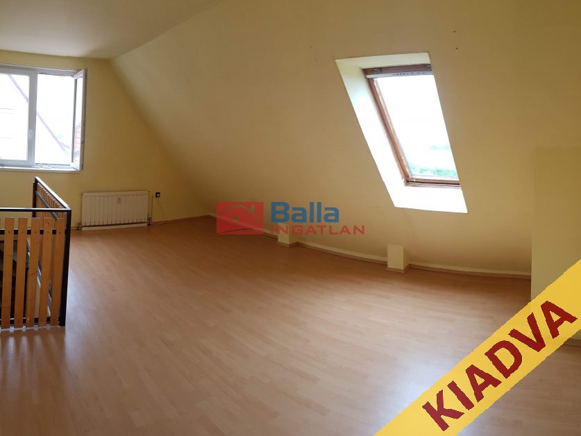 Kiadó 46 m²-estársasházi lakás XVII. Kerület (Rákoskeresztúr) , Pesti út: 190'000 Ft