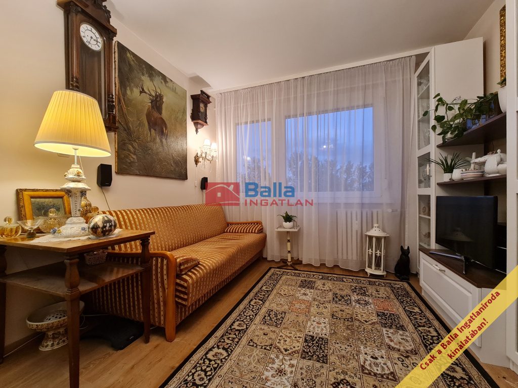 Eladó 73 m²-estársasházi lakás XVII. Kerület (Rákoskeresztúr) , Újlak utca: 76'900'000 Ft