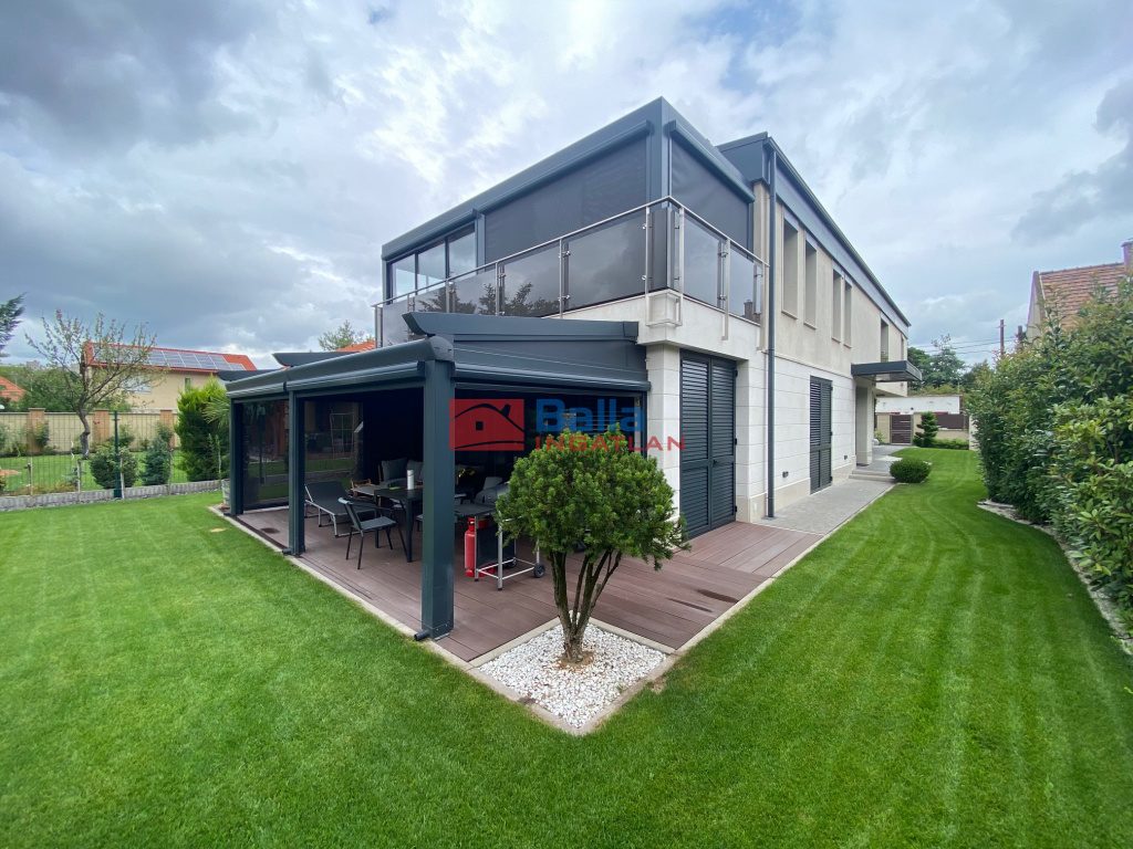 Eladó 295 m²-escsaládi ház XVIII. Kerület (Bókaytelep) , Bókay utca: 489'000'000 Ft