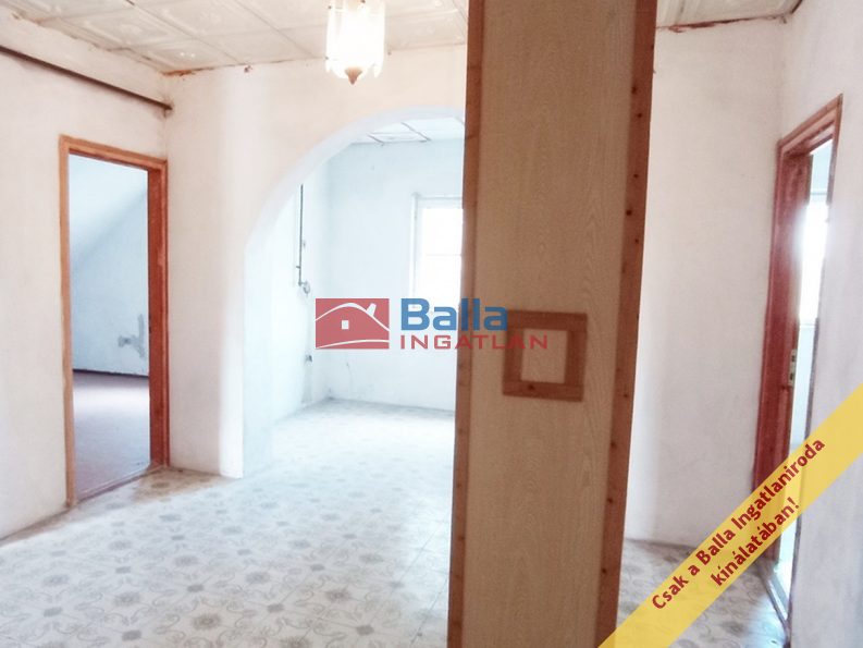 Eladó 180 m²-escsaládi ház XVIII. Kerület (Bókaytelep) , Madarász utca: 95'000'000 Ft