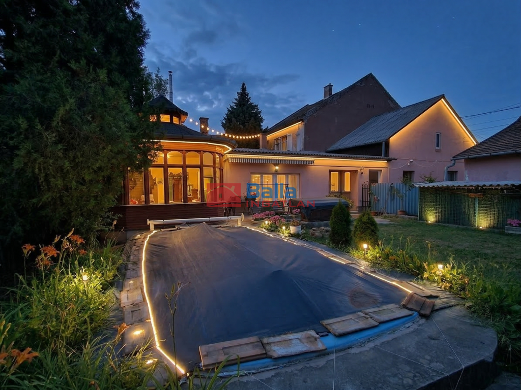 Eladó 137 m²-escsaládi ház XVIII. Kerület (Lónyaytelep) , Jegenye fasor: 115'000'000 Ft