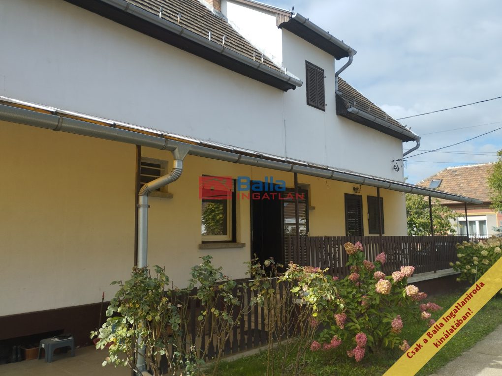 Eladó 149 m²-escsaládi ház XVIII. Kerület (Szent Imre-kertváros) , Szent Imre-kertváros utca: 149'000'000 Ft